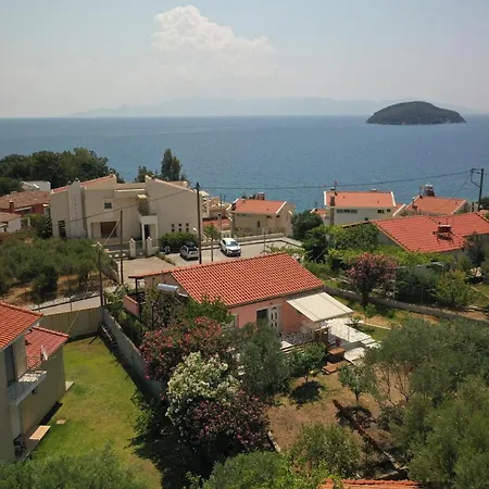 Stella'S Garden Villa Palaiontsiflikion Exterior photo